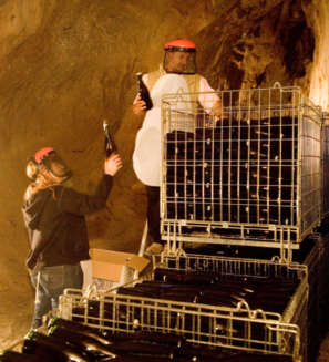 L’azienda Durin e lo spumante invecchiato in grotta